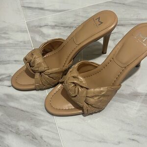 Marc fisher knot heels